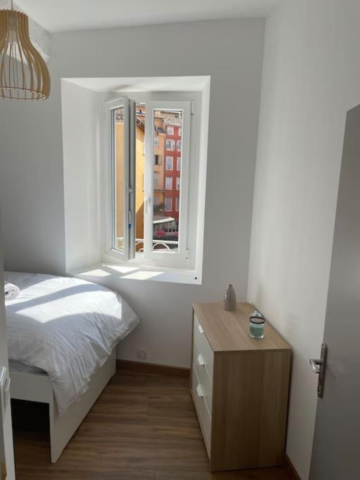 Grand Hyper Centre Apartment